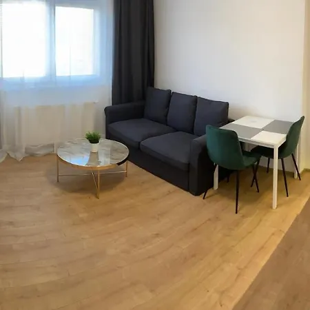 Frýdecká 4*